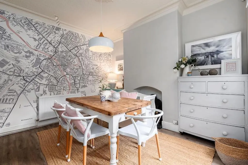 Holiday home Victorian Splendour Villa York